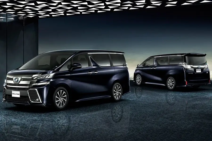 เปรียบเทียบรถ Alphard กับรถตู้เช่า