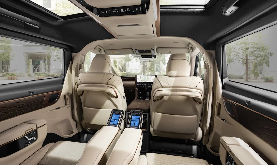Alphard สำหรับรับ-ส่งผู้บริหาร ลูกค้าต่างชาติ และงานอีเวนต์หรู